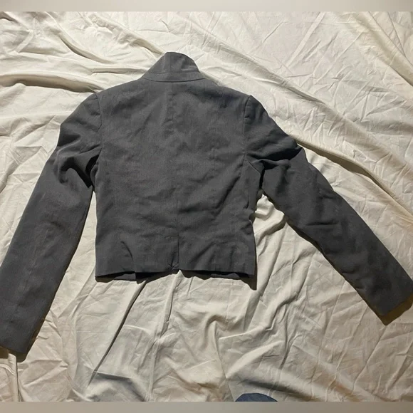 Cropped blazer size 6 - Picture 3 of 5